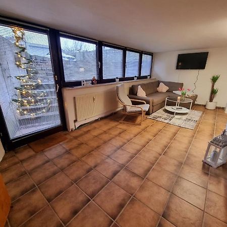 Souterrainwohnung Zentrale Lage In Detmold Bagian luar foto